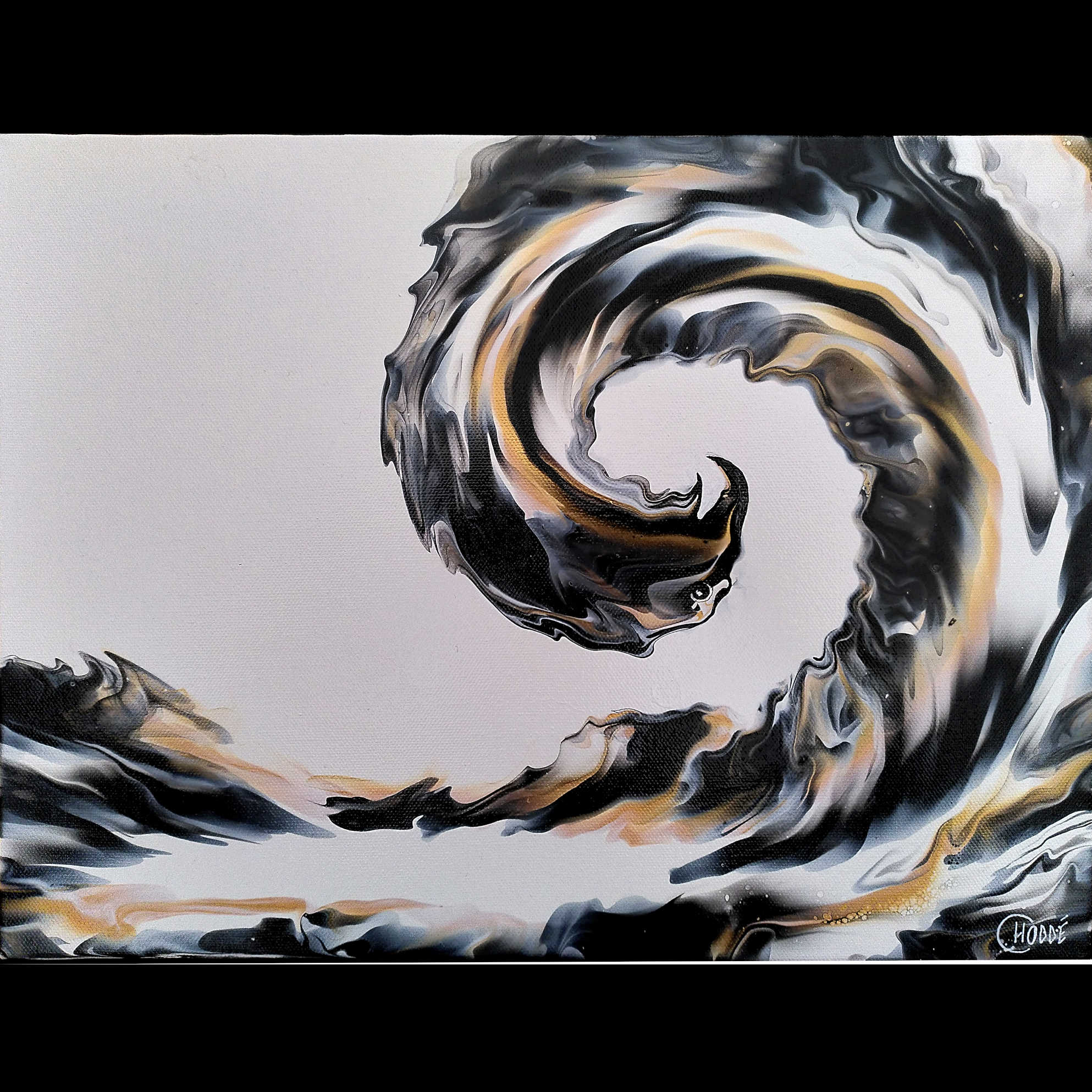 vague aigle noire et or soufflée au sèche cheveux puis dessinée