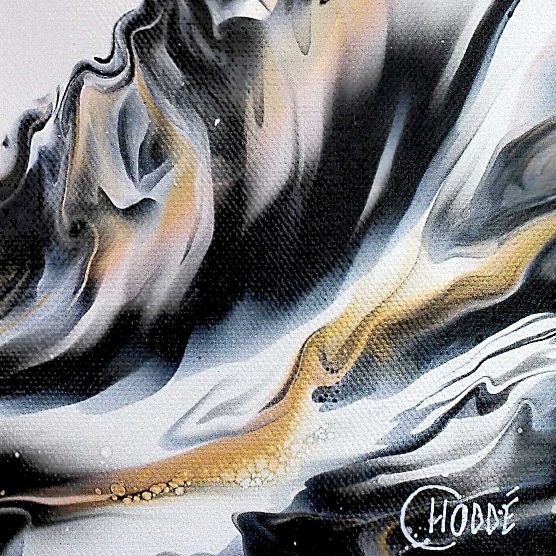 vague aigle noire et or détail de la signature